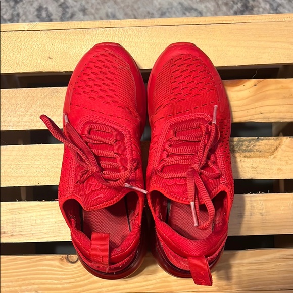 Nike Air Max 270 - Picture 3 of 4